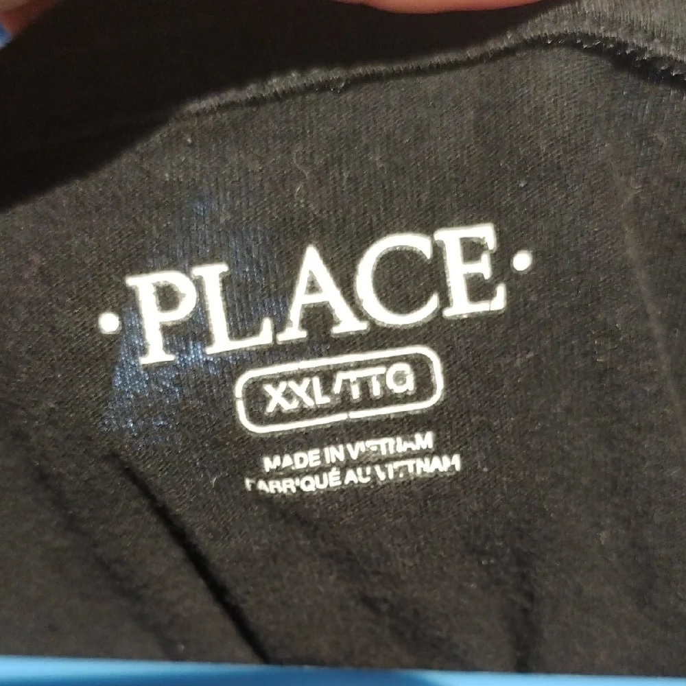 Place Black Super Genius Tee - Picture 3 of 11